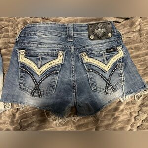 Miss me Jean shorts. Size 25